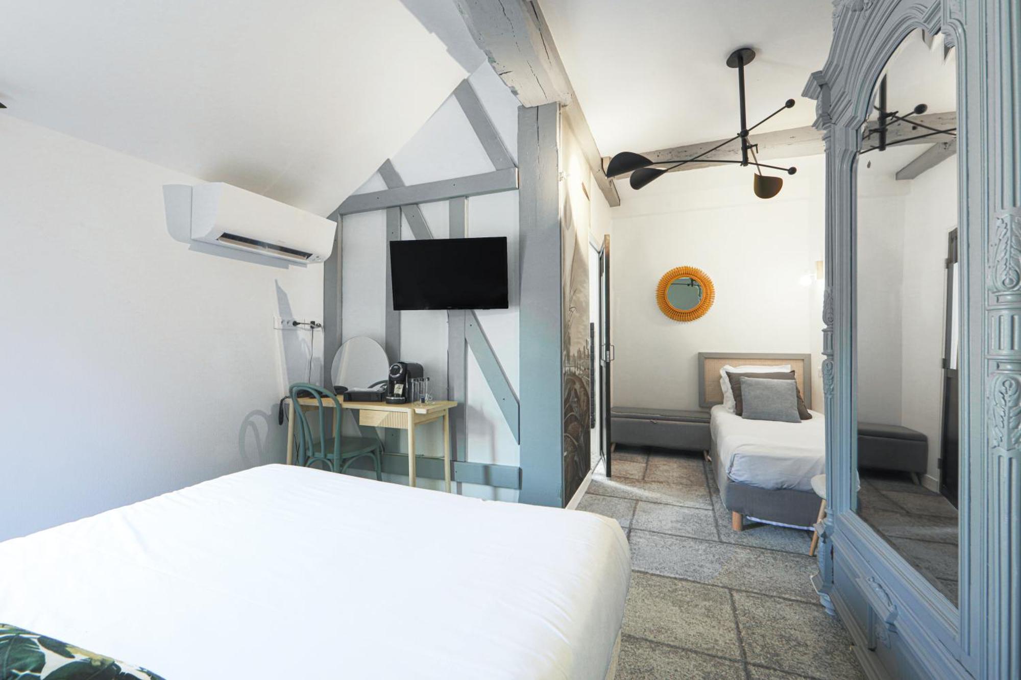 La Ferté-Gaucher Logis Hotel & Restaurant Du Sauvage חדר תמונה