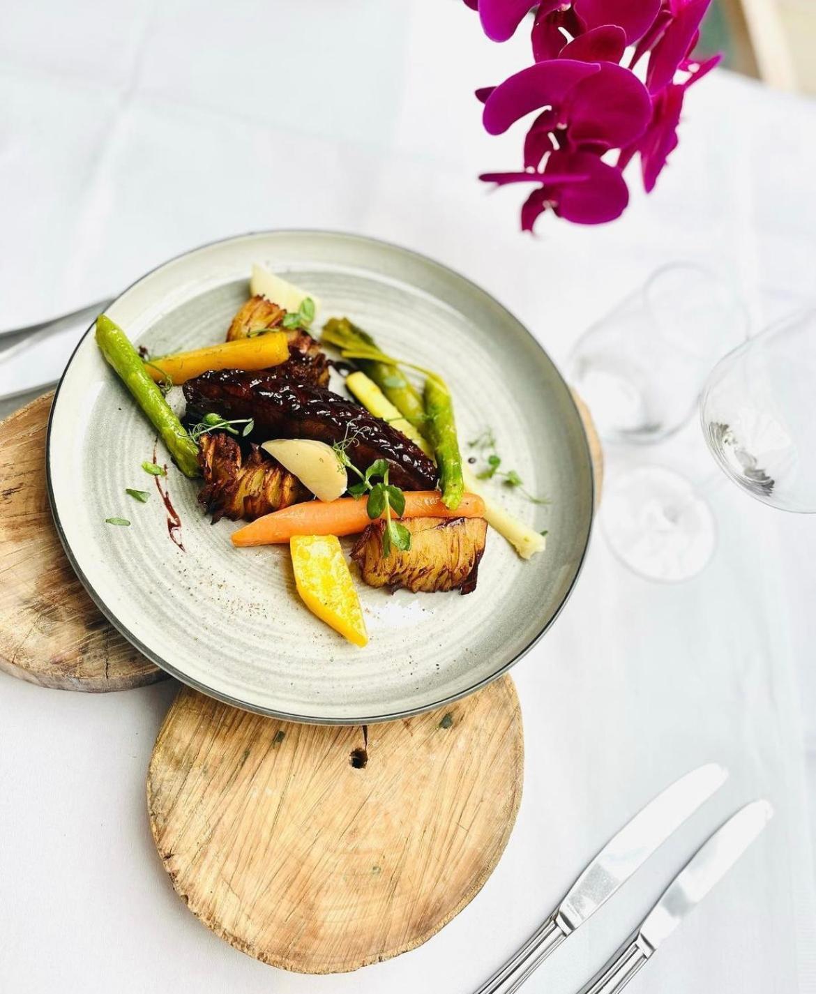 La Ferté-Gaucher Logis Hotel & Restaurant Du Sauvage מראה חיצוני תמונה