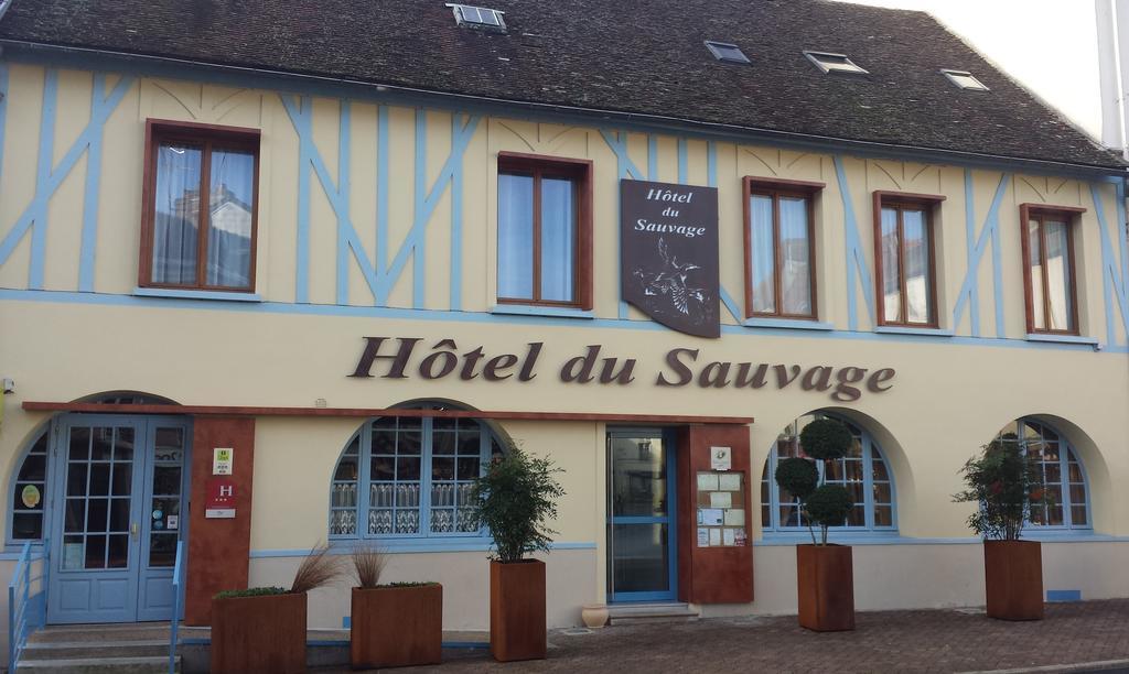 La Ferté-Gaucher Logis Hotel & Restaurant Du Sauvage מראה חיצוני תמונה